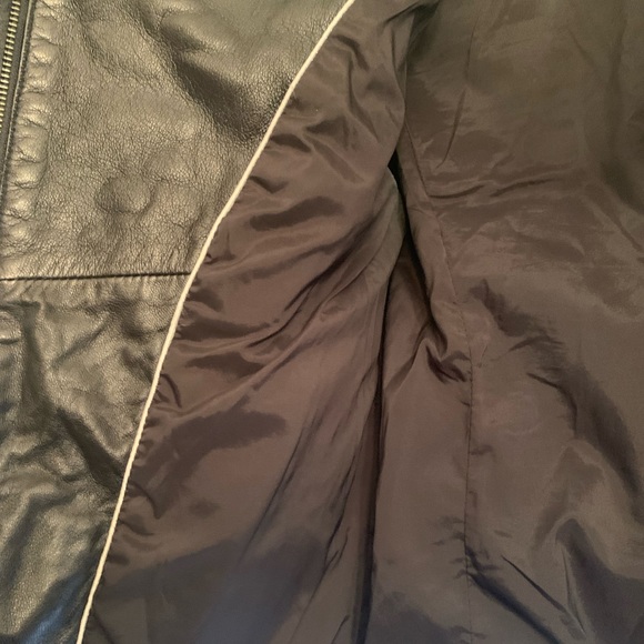 Danier Leather Bomber Jacket - Picture 3 of 7